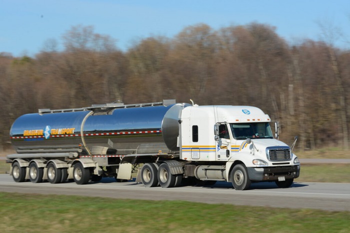 Hazmat-Team safety protocols when hauling chemicals through the Dallas metro