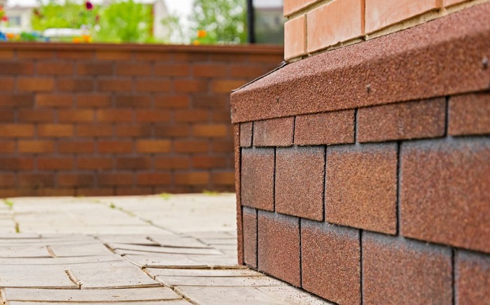 Цегла для цоколя які серії «тримають удар» та вологу